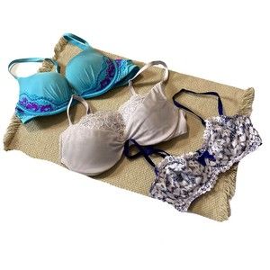 Victoria's Secret Bra Set of 3 Sz 34B Sexy Smooth Lacey Underwire Floral
